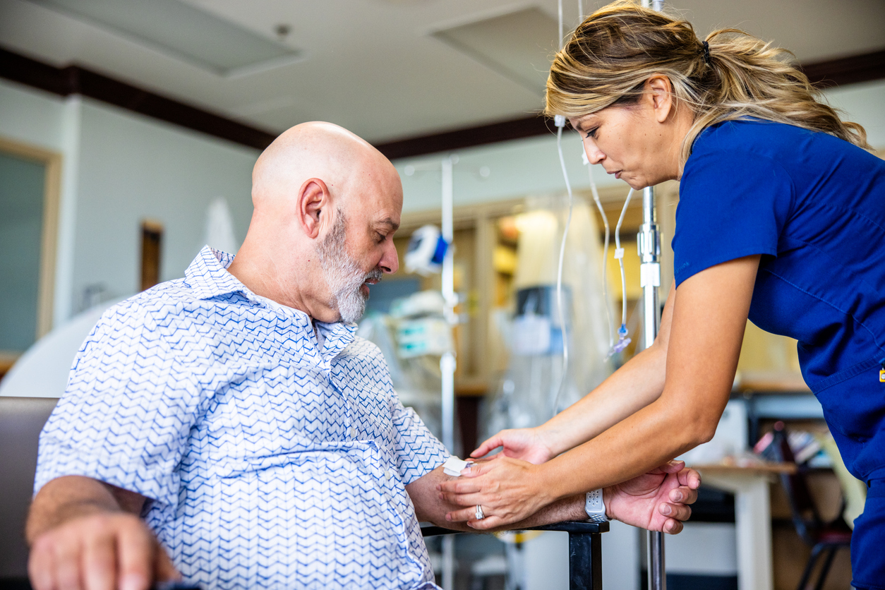 Cairns registered nurse providing professional IV therapy and in-home nursing care